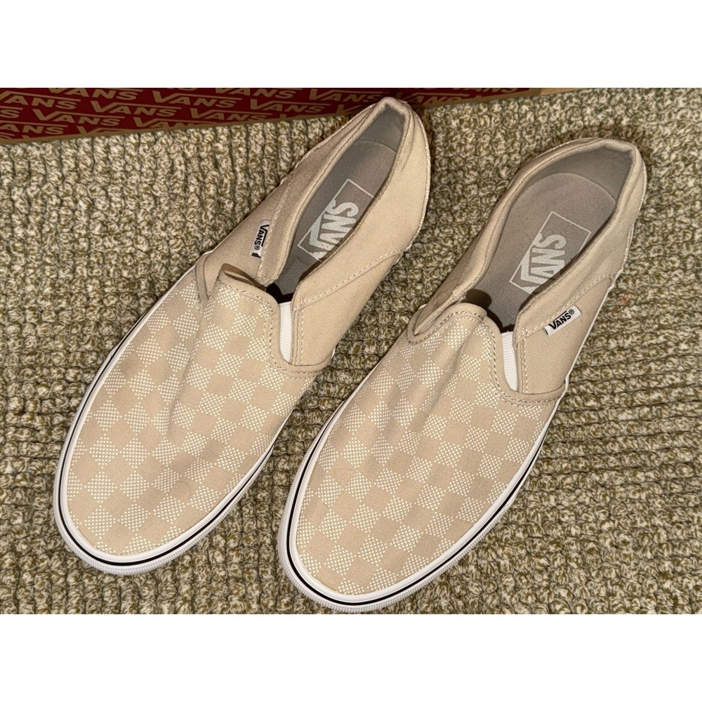 VANS Size 10 women Beige Check NEW Skater Slip On w Box (no Lid)